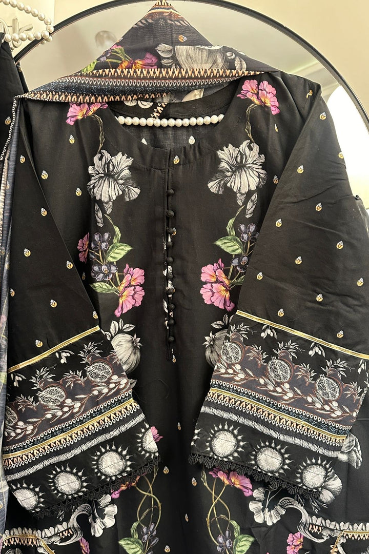 Midnight Floral Lawn 3-Piece Suit with Gotta Work & Minaar Dupatta