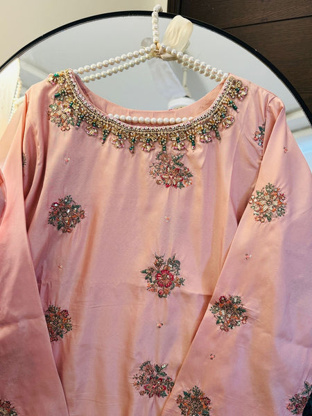 Title: ✨ Handcrafted Raw Silk 3-Piece Ensemble with Farshi Shalwar ✨