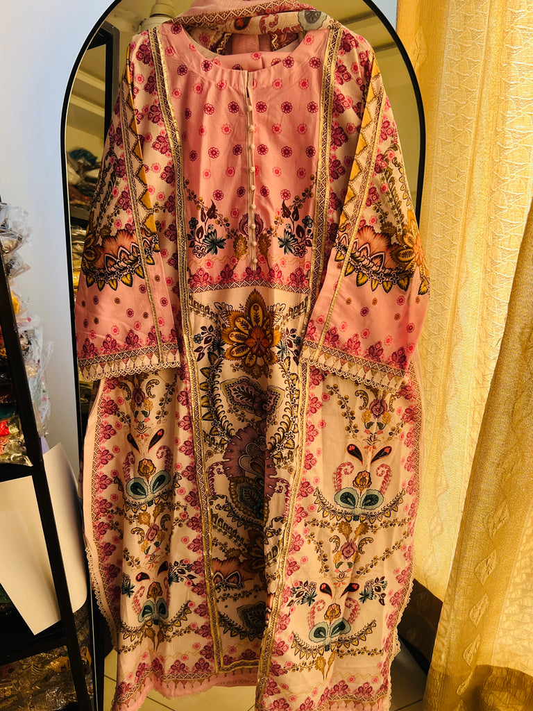 Blush Pink Floral Printed Kurta Set with Elegant Dupatta