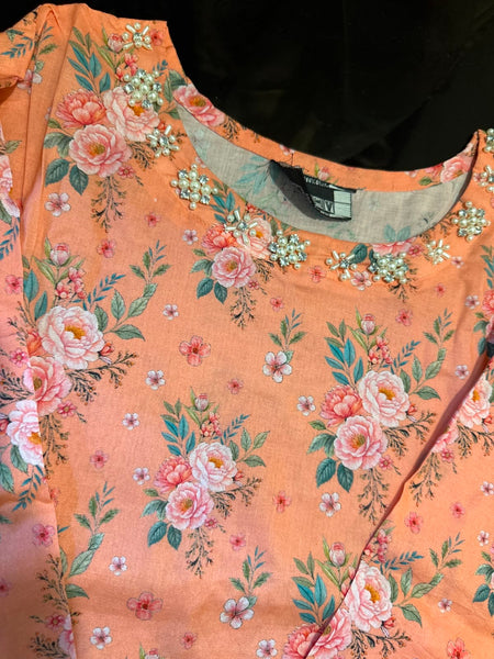 Peach Blossom Printed Kurti – Elegant Floral Summer Wear