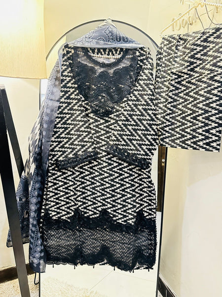Black pattern
