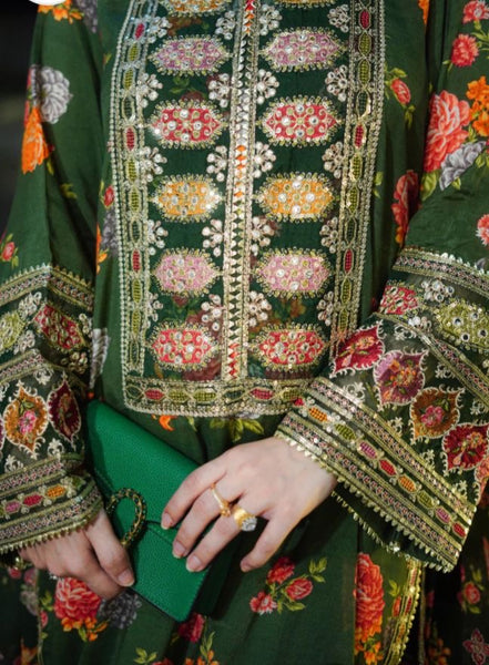 ARZAY “Green Floral Embroidered 3-Piece Suit – Luxury winter Collection”