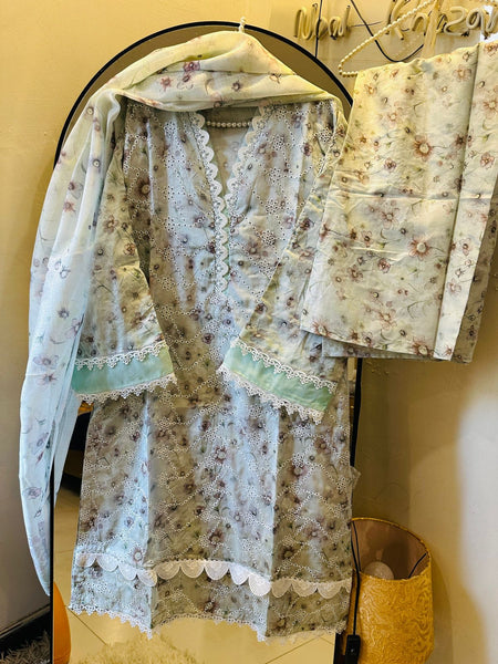 Chiken kari mint-blue