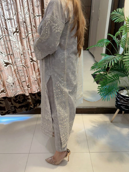 Elegant Grey Embroidered Lawn 3 Piece Suit with Khadi Net Dupatta