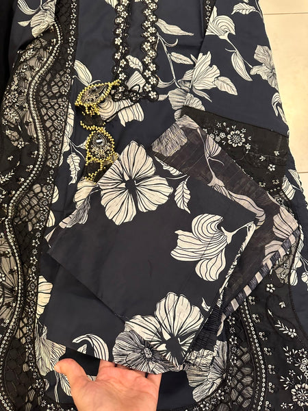 Midnight Bloom 3 Piece Munar Dupatta Suit – Floral Printed Elegance