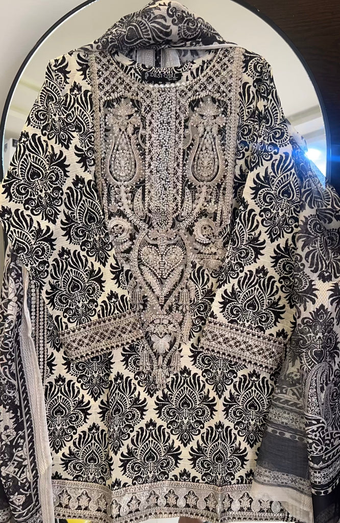 Midnight Noir Embroidered 2-Piece Suit