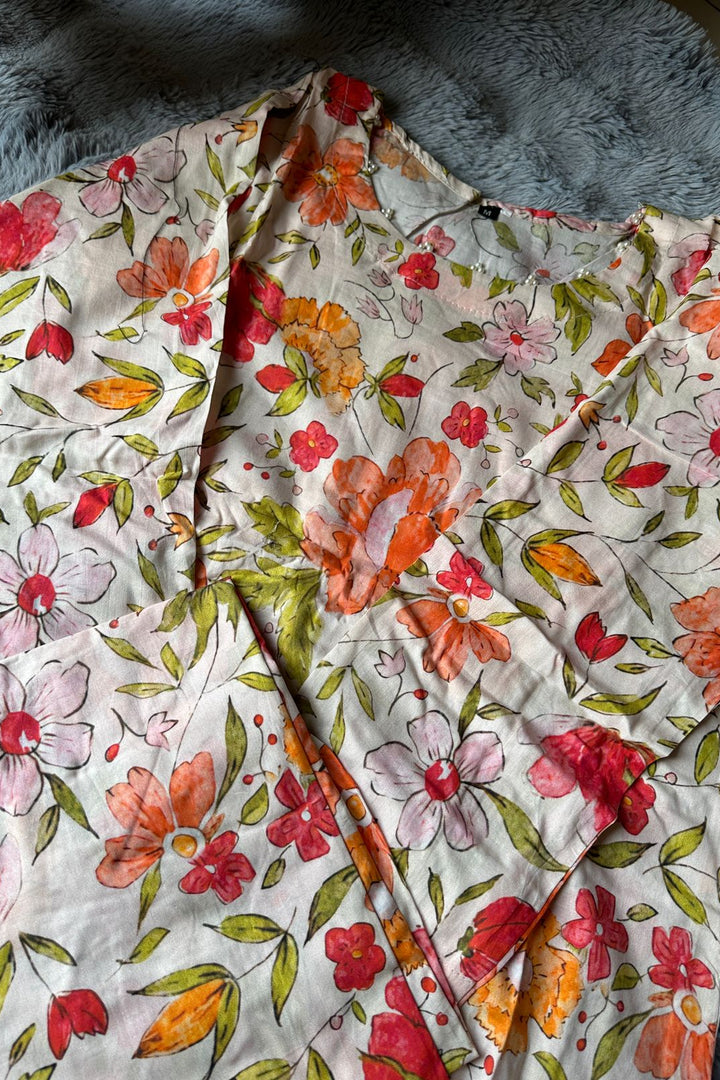 New Summer Launch 2-Piece Lawn Suit – pearl Neck Detailing (Floral Print)