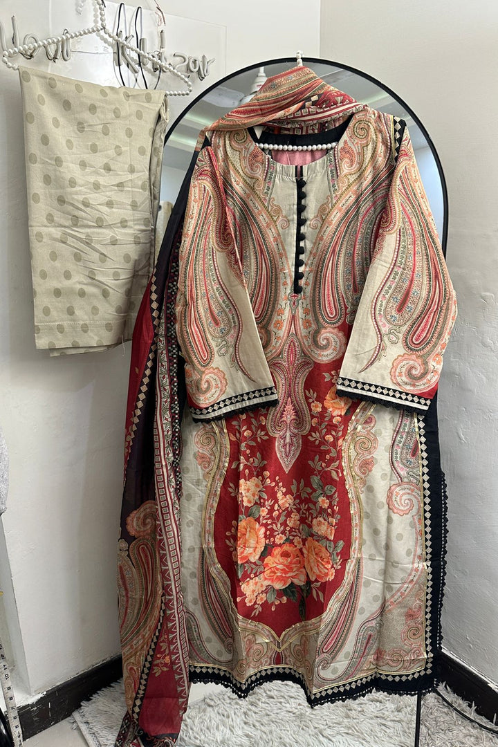 Luxury Paisley Floral 3-Piece Lawn Suit with Black Button Detailing & Printed Dupatta