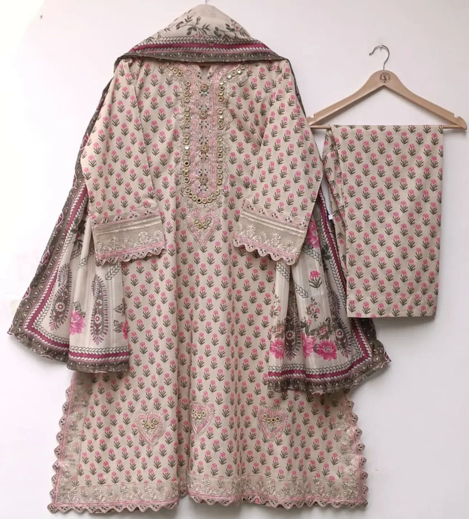 Pink Floral Embroidered 3-Piece Lawn Suit – Summer Luxury Collection