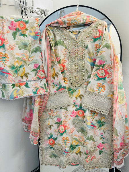 Floral Mirror & Heart Tilla Embroidered Lawn Suit with Farshi Shalwar – 3 Piece