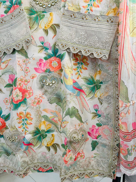 Floral Mirror & Heart Tilla Embroidered Lawn Suit with Farshi Shalwar – 3 Piece