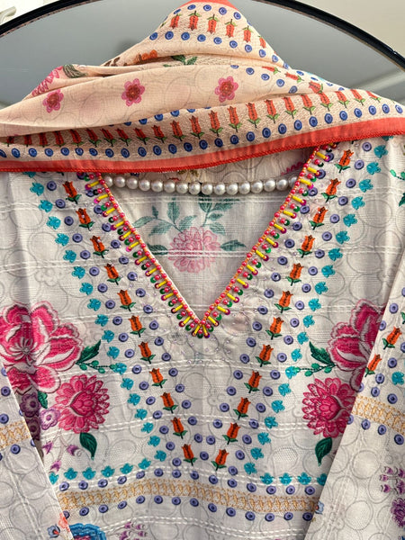 Floral Elegance V-Neck Handwork Lawn – 3 Piece Suit