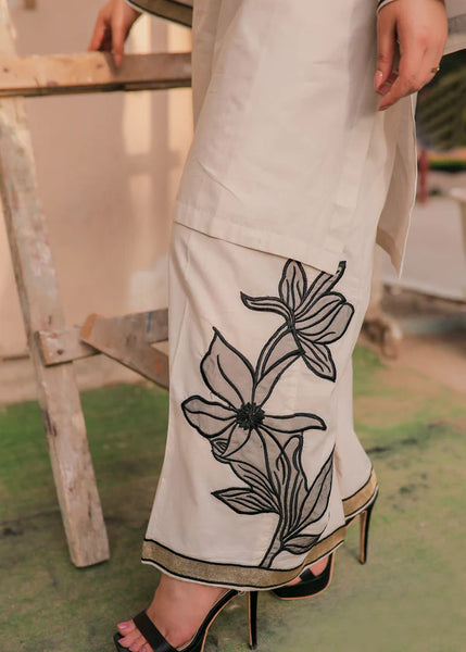 Elegant Black & White 2 Piece Lawn Suit – Embroidered Patch with V-Neck Lace