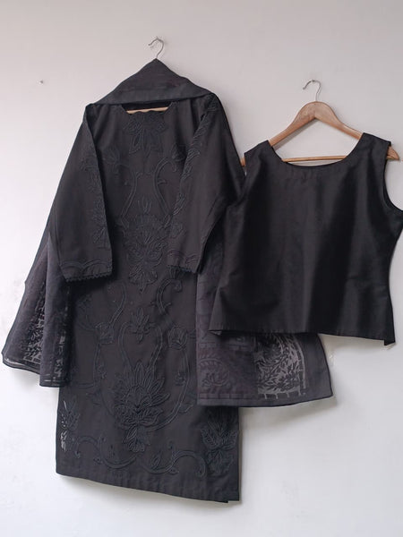Midnight Elegance 4PC Embroidered Cotton Lawn Suit with Organza Dupatta