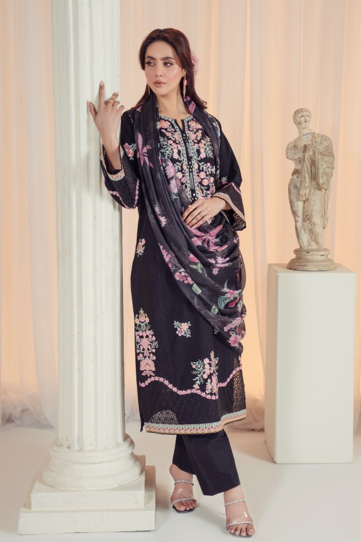 Midnight Floral Elegance – 3 Piece Embroidered Suit