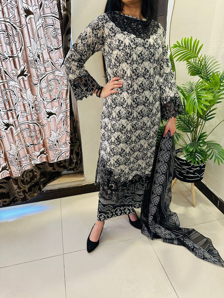 Midnight Noir Lace Embroidered 3 Piece Lawn Suit