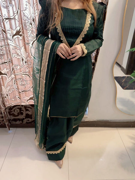 Emerald Green 3 Piece Embellished Suit with Organza Dupatta