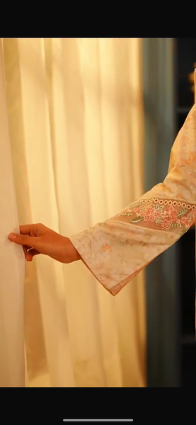 Ivory Floral Embroidered Kurta Set with Printed Silk Chiffon Dupatta