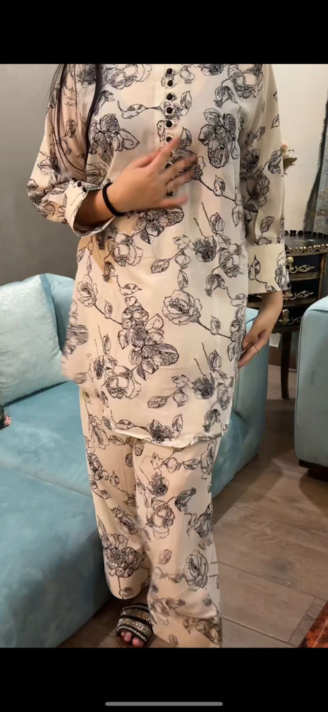 Black flower print