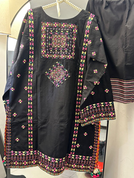 Sindhi multi ethnic stlye