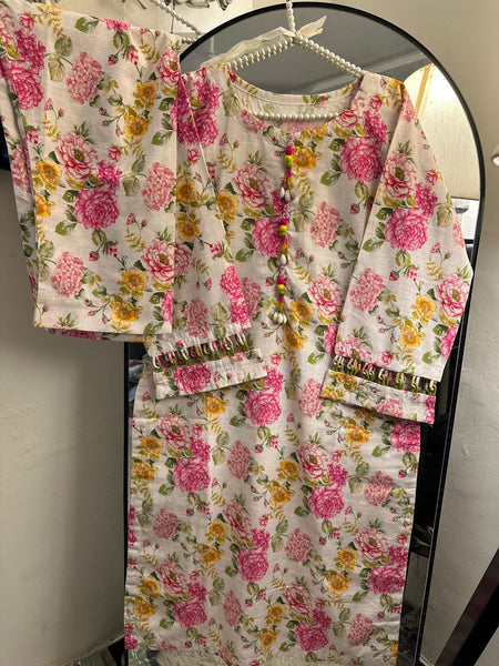 Floral Printed 2-Piece winter  khadar  Suit – MK Boutique by Mahnoor Khizer
