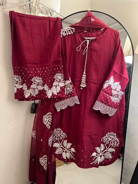 Crimson Bloom – 3 Piece Formal Embroidered Sui