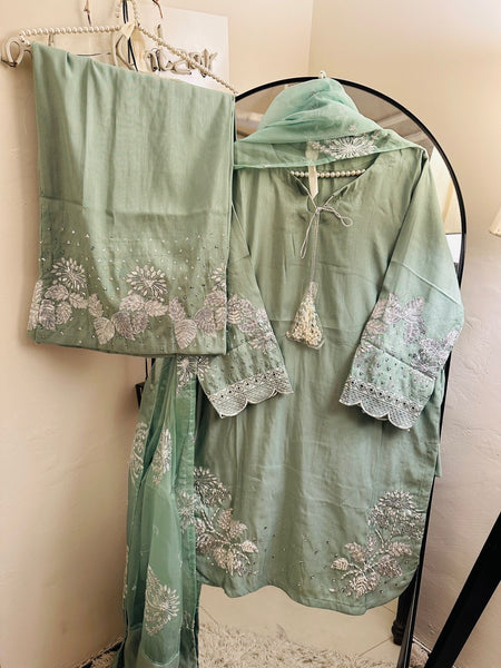 Apple Grace – 3 Piece Formal Embroidered Suit