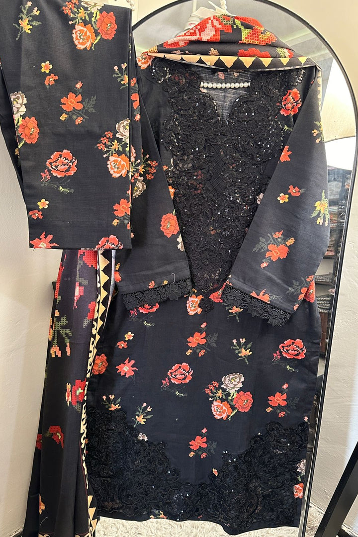 Title: Midnight Bloom – Black Floral Embroidered 3-Piece Set
