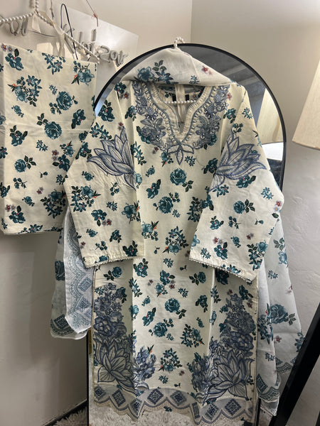 Blue Leaf Embroidered 3-Piece Khaddar Set