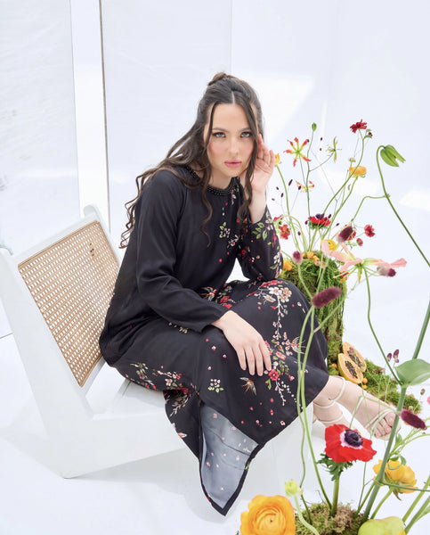 ZAKIA – Black Floral Embellished Corduroy Long Kaftan