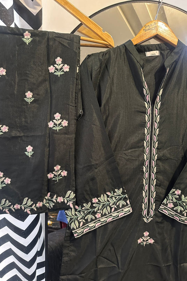 2-Piece Raw Silk Suit – Elegant Floral Embroidery