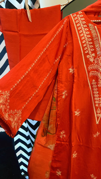 Sunset Ember – Soft Karandi Embroidered 3 Piece