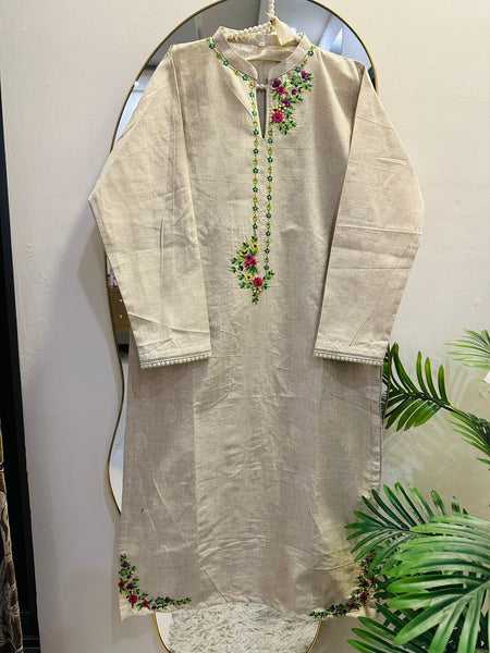 Floral Threadwork Beige karandi             2-Piece Set winter